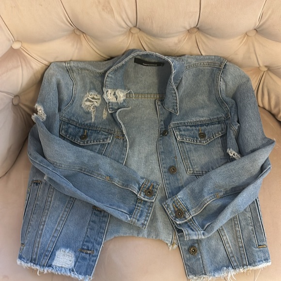 Distressed denim jacket - Picture 2 of 4